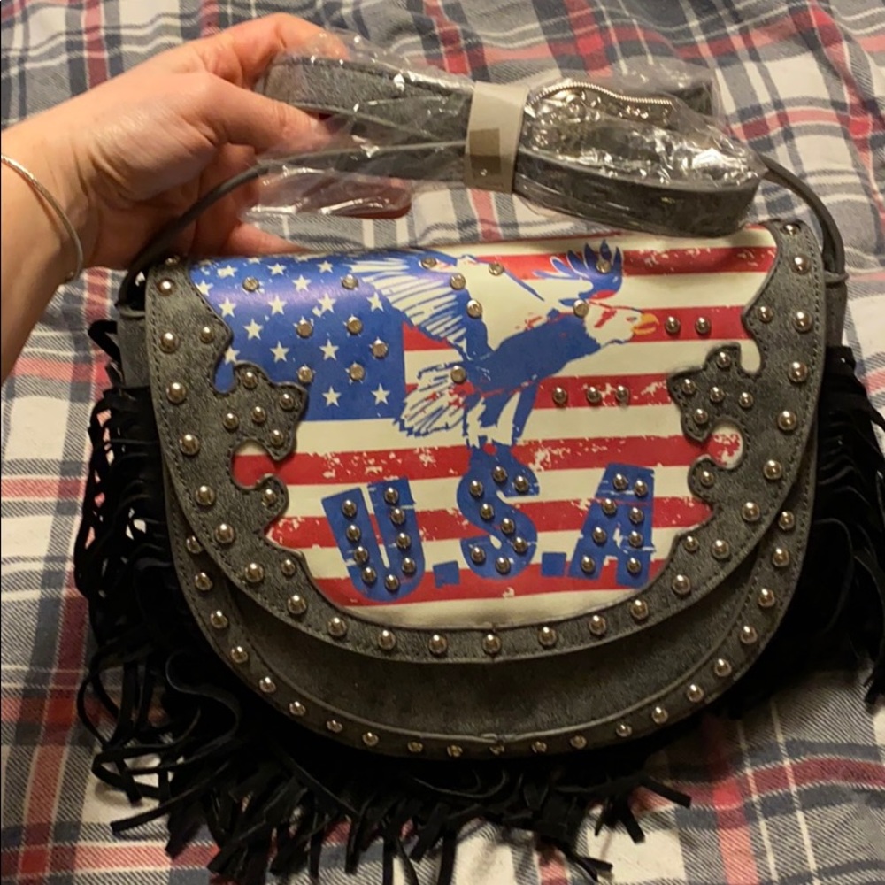 Western purse (concealed carry)